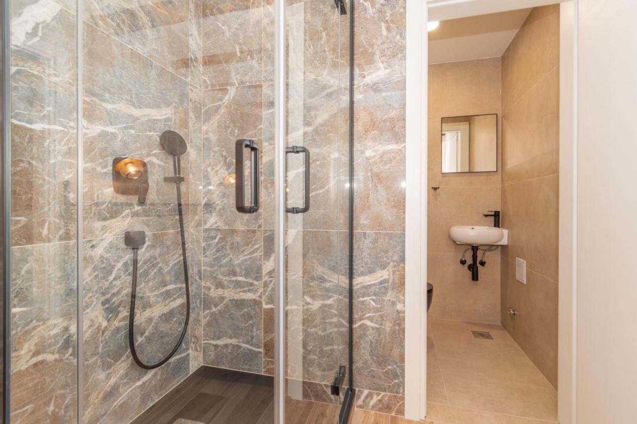 Ivka Makarska - Modern And Luxurious Oldtown Apartament エクステリア 写真