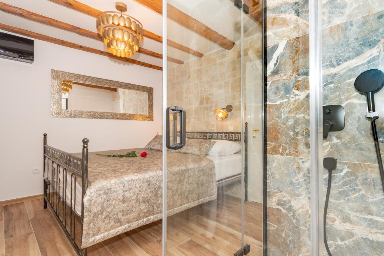 Ivka Makarska - Modern And Luxurious Oldtown Apartament エクステリア 写真
