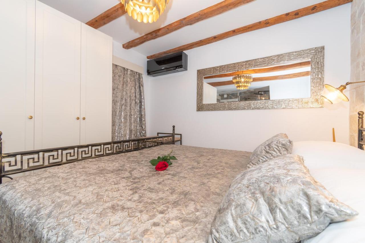 Ivka Makarska - Modern And Luxurious Oldtown Apartament エクステリア 写真